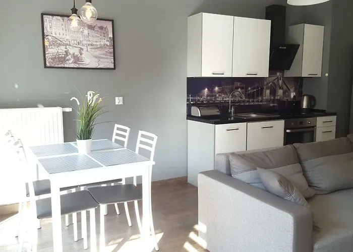 Hotell Aparts Promenady *